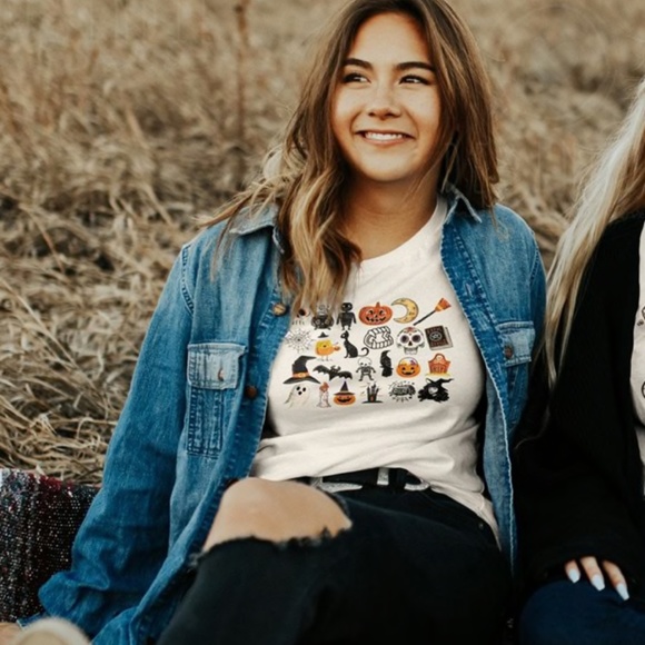 SPOOKY SEASON Tee, Small - Picture 2 of 2